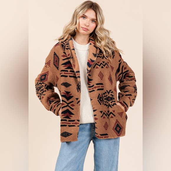 New In Womens Camel AZTEC TRIBAL PRINT HOODED OVERSIZE FLEECE Cardigan | NEW/NWT - Picture 8 of 11